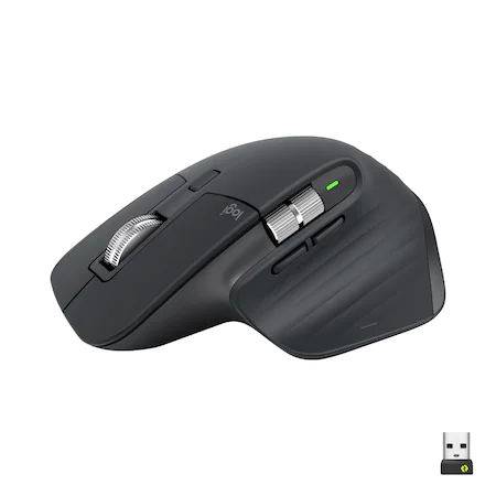 Mouse de birou wireless pe un desk curat