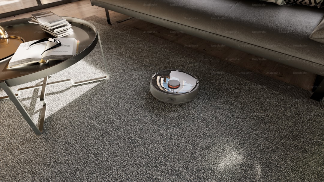 1. Roborock S8 MaxV Ultra — Recomandat #1