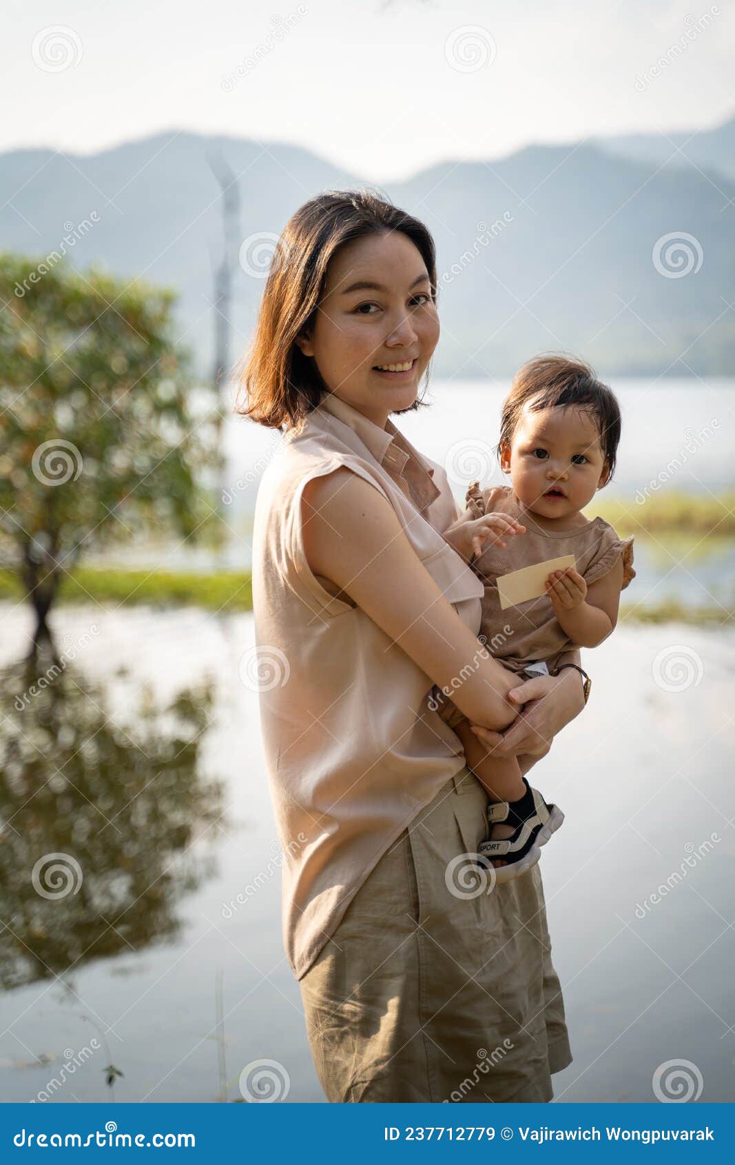 Joolz Day+ — premium-ul nordic cu identitate proprie